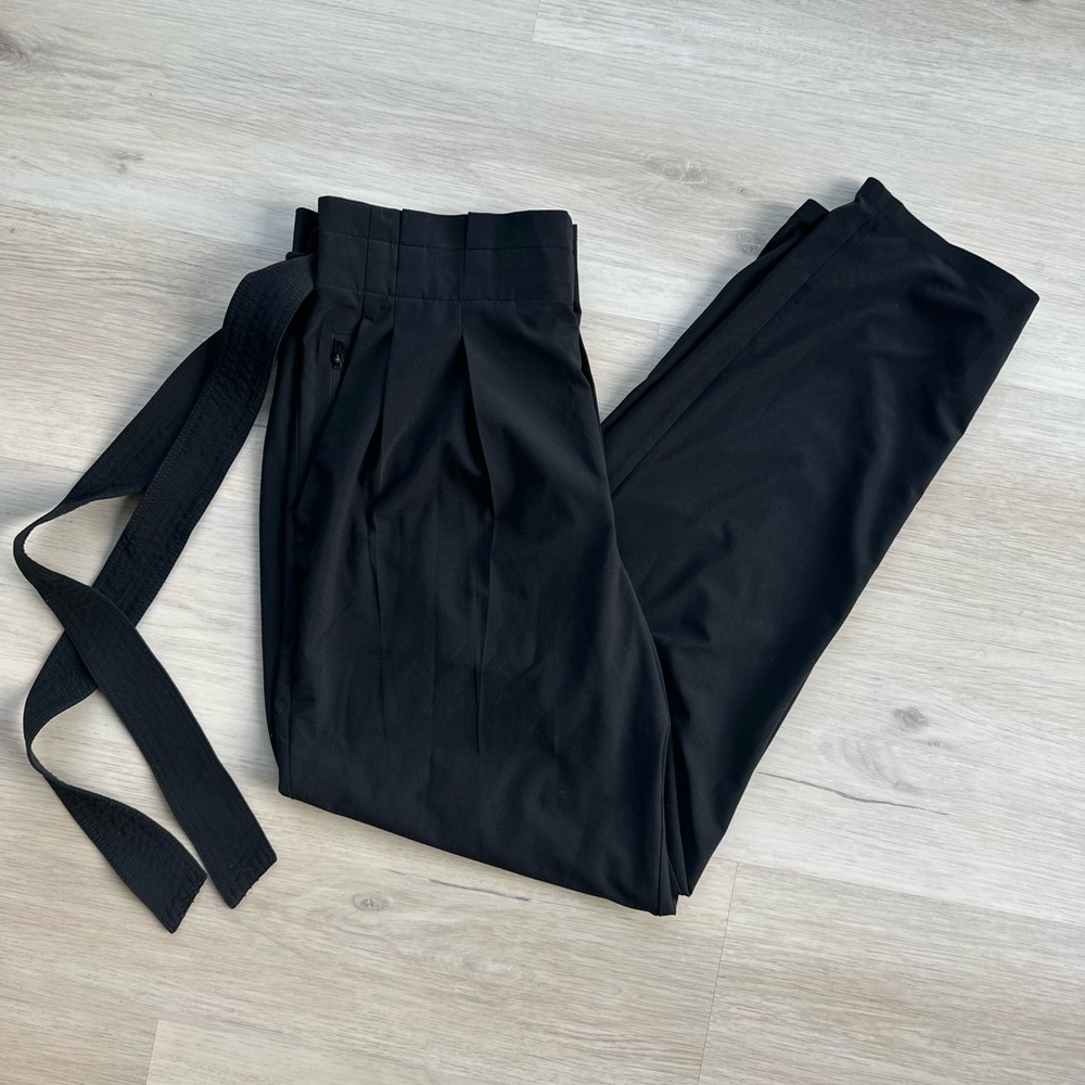 Athleta Black Skyline II High Waisted Pant
